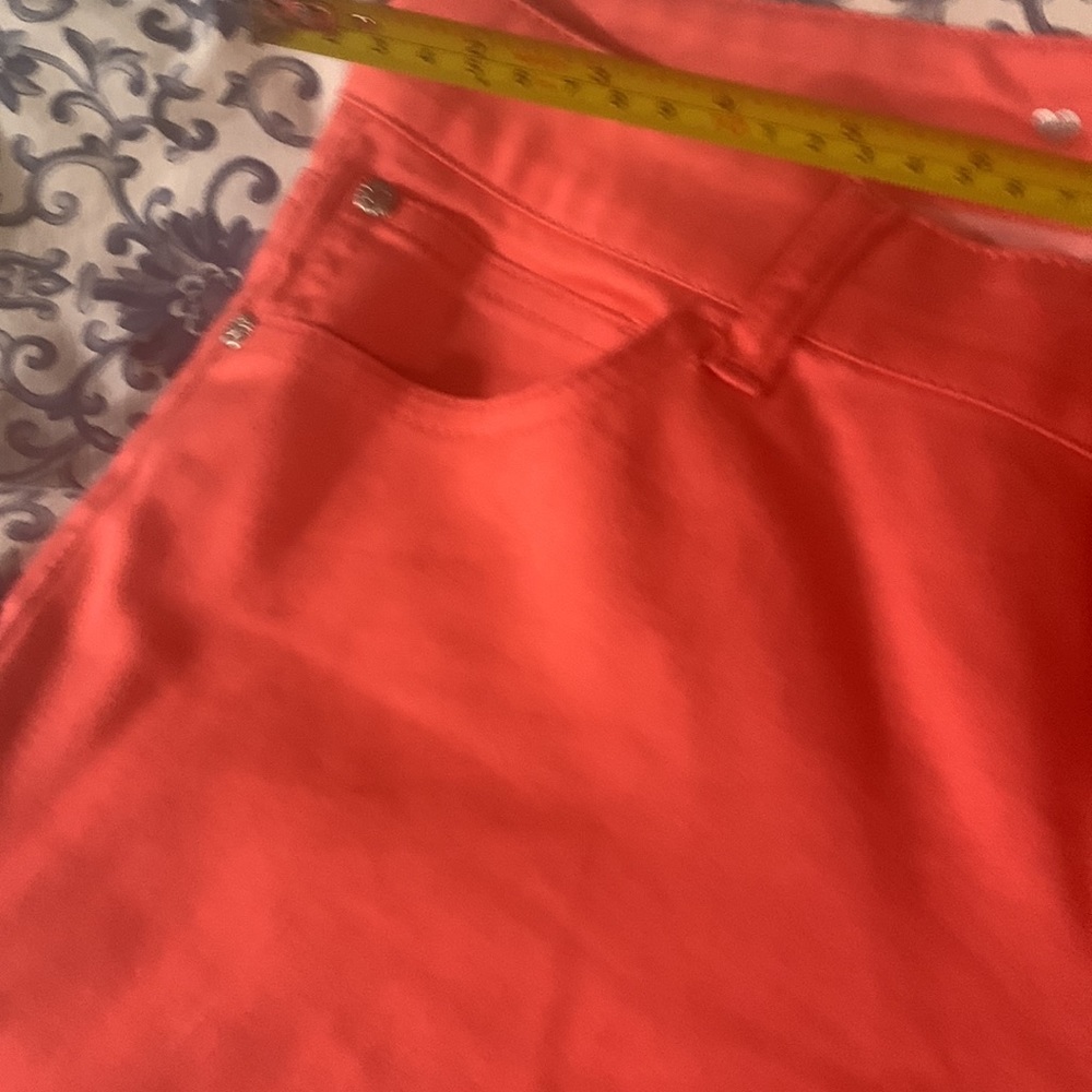 Gorgeous coral pink pants - Picture 3 of 5